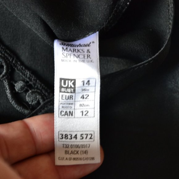 Marks & Spencer Black Camisole with lace detail - Picture 4 of 5